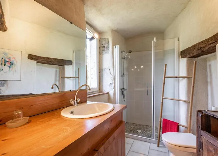 Les Pieds Dans La Beaume Semesterbostad Joyeuse